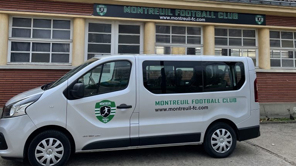 Montreuil football club minibus